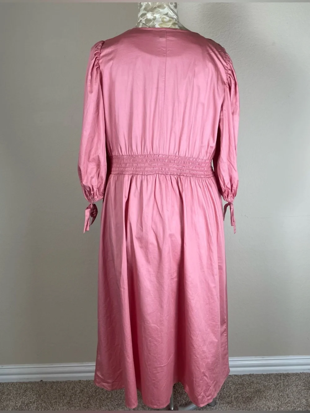 Women’s Pink Summer Casual Midi Dress V-Neck Smocked Beach Vacation Style Sz 18